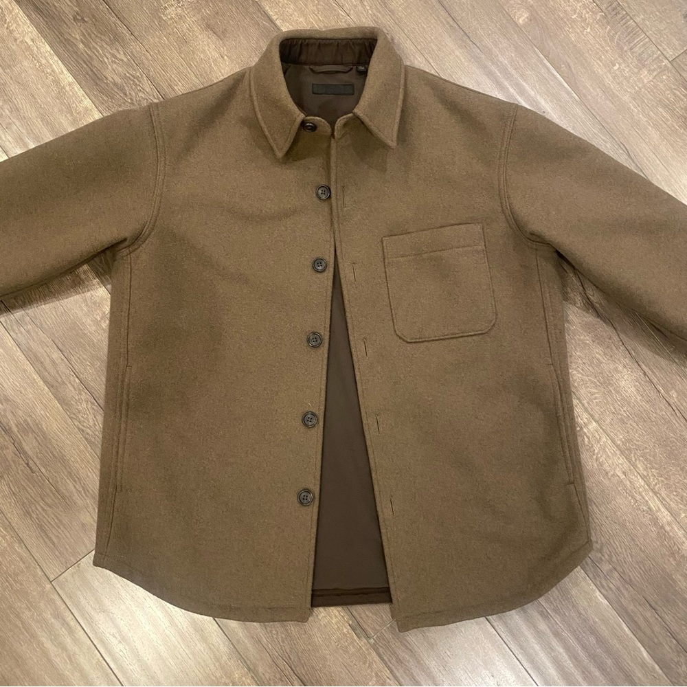 🔥 Uniqlo Men's Tan Jacket - Medium - Super Warm!